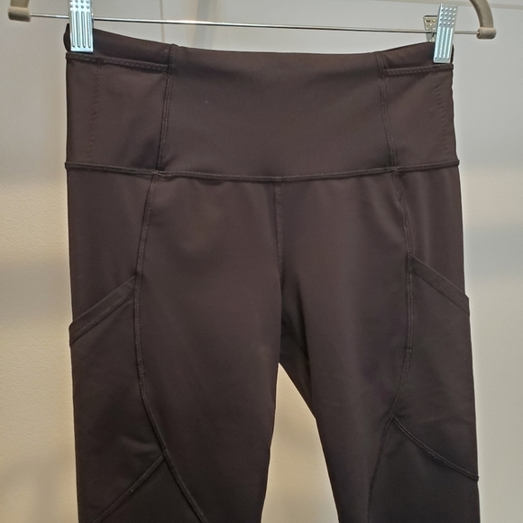 Lululemon Black Outrun Ruched Mesh Pocket Luxtreme Cropped Tight Leggings - Picture 7 of 12